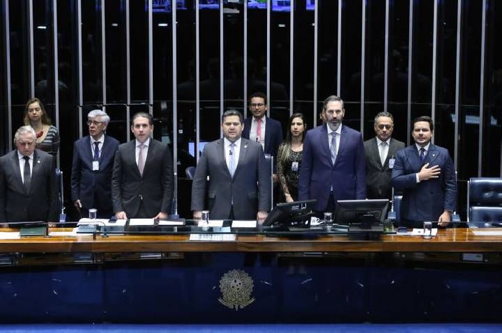 Congresso aprova orçamento para 2026