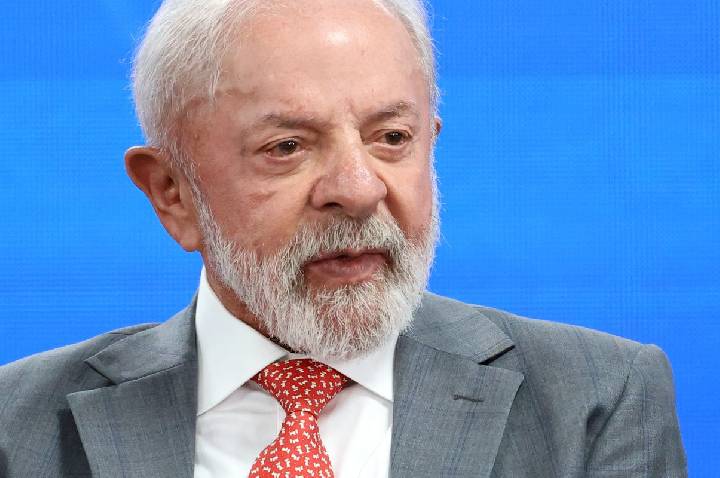 Lula reúne STF, BC, PF e Receita para debater combate ao crime 