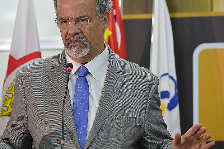 Políticos de todos os espectros homenageiam Raul Jungmann, morto ontem