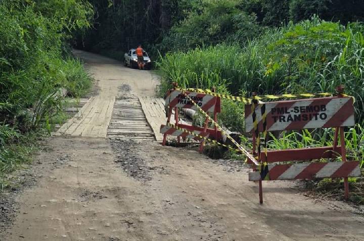Ponte na estrada rural LIM-340 é interditada após desmoronamento