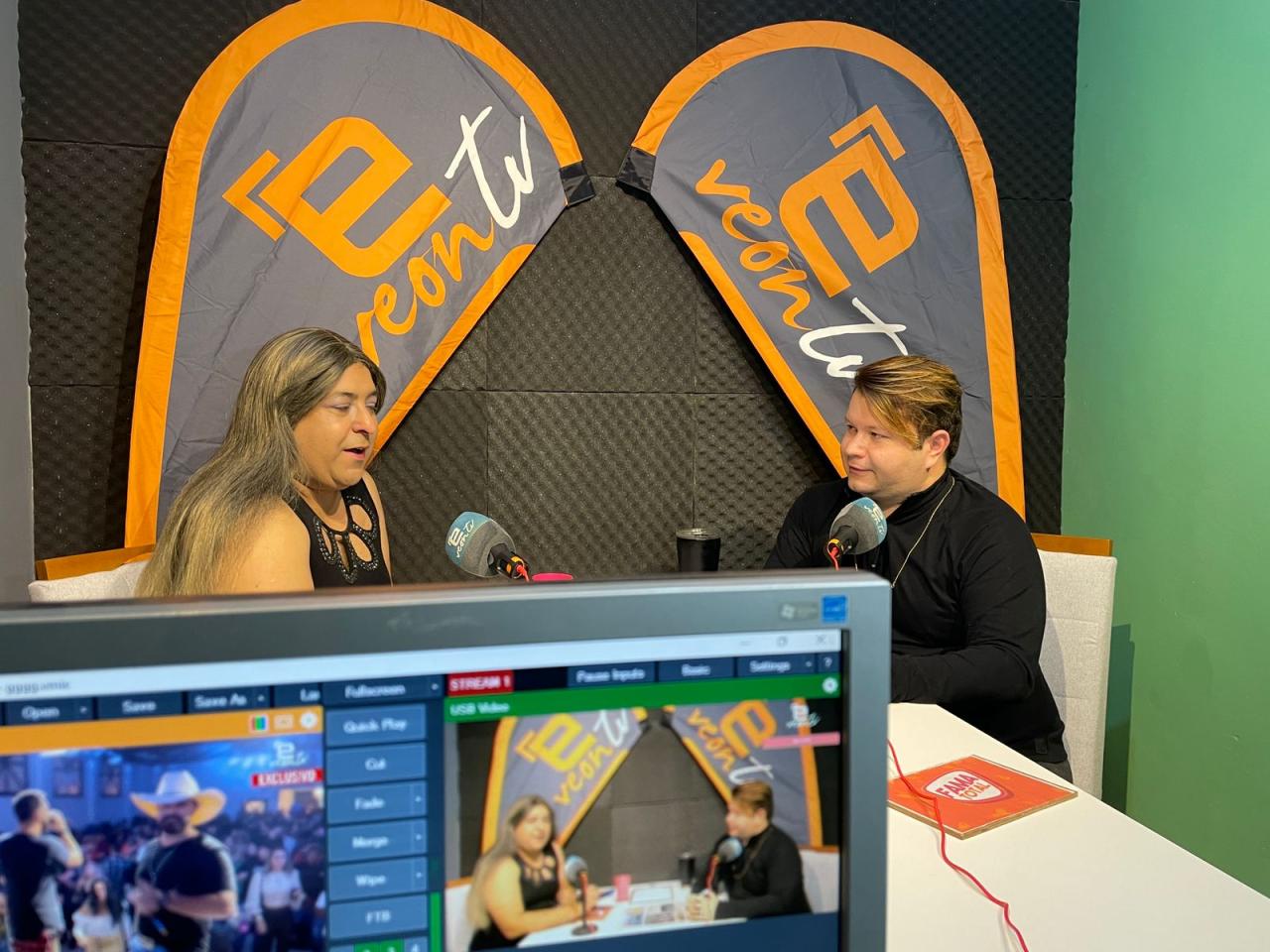 Fama Total faz live teste  do programa em versão podcast